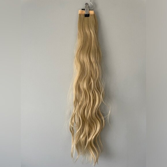 Other - Blonde ponytail hair extensions